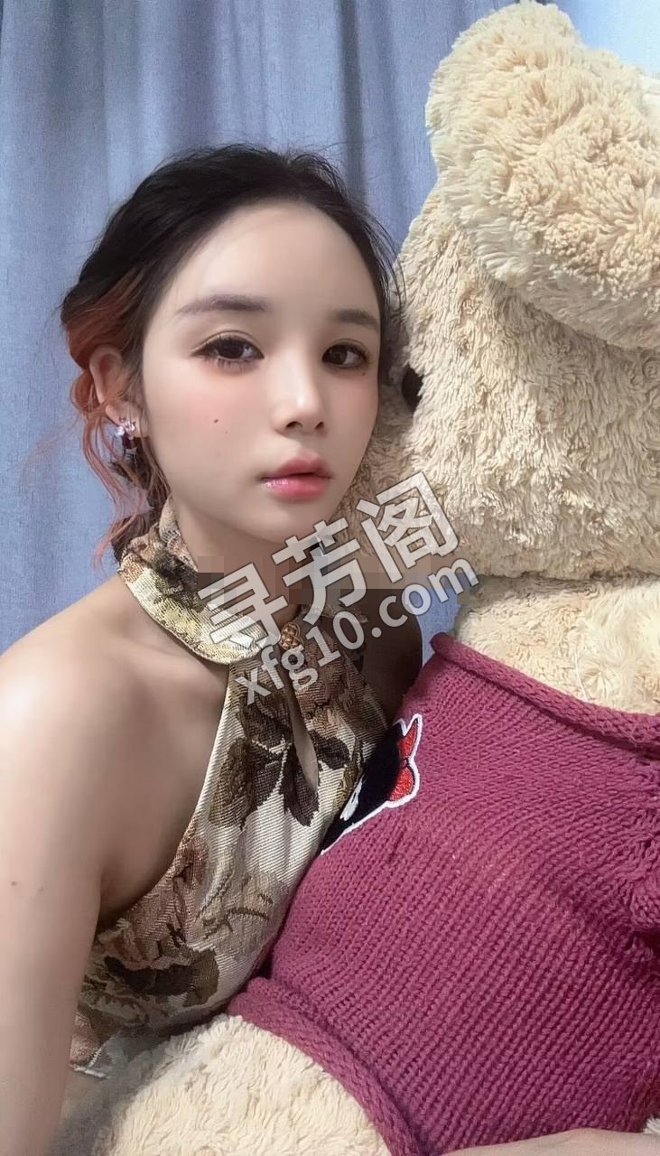 梁溪区600 皮肤雪白，身才不错，胸c.年龄可能23-25那样，相片视频抖音确实她自己本人 2