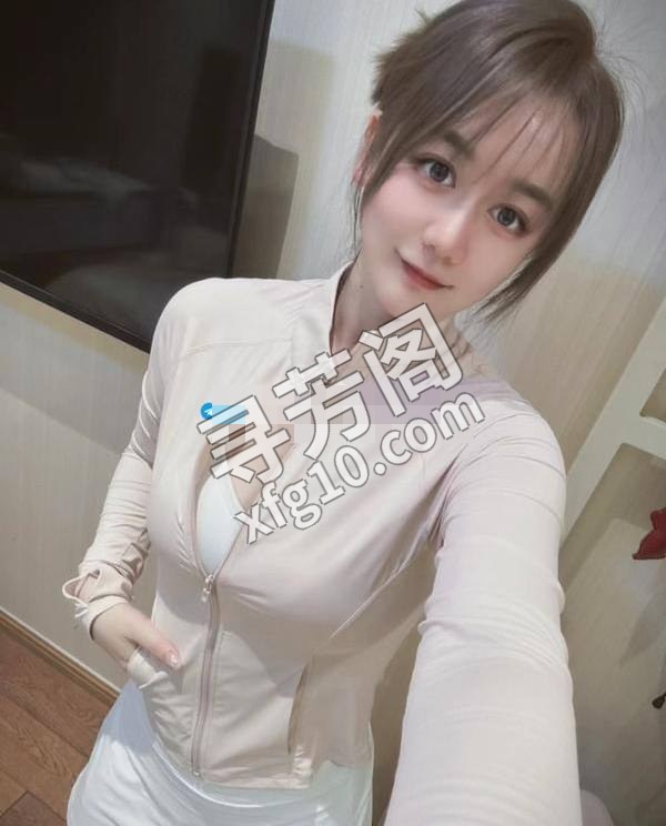 姑苏美女筱筱 地方 年龄 25岁-30岁 颜值： 6分 600 项目 洗浴，制服丝袜，指划调情，口交舔蛋，啪啪 3