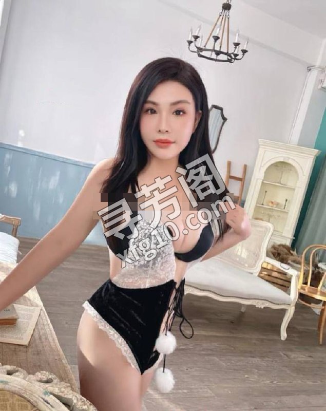 海珠少妇妃妃 地方 年龄 30岁-40岁 颜值： 6分 400 项目 鸳鸯浴，十指弹琴，两点一线，波推 4