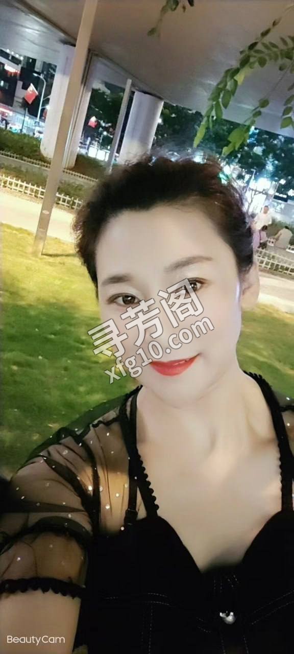 深圳 姓名艳艳 年龄：32 身高：164 体重：105 胸围：36C 服务内容：鸳鸯浴 9