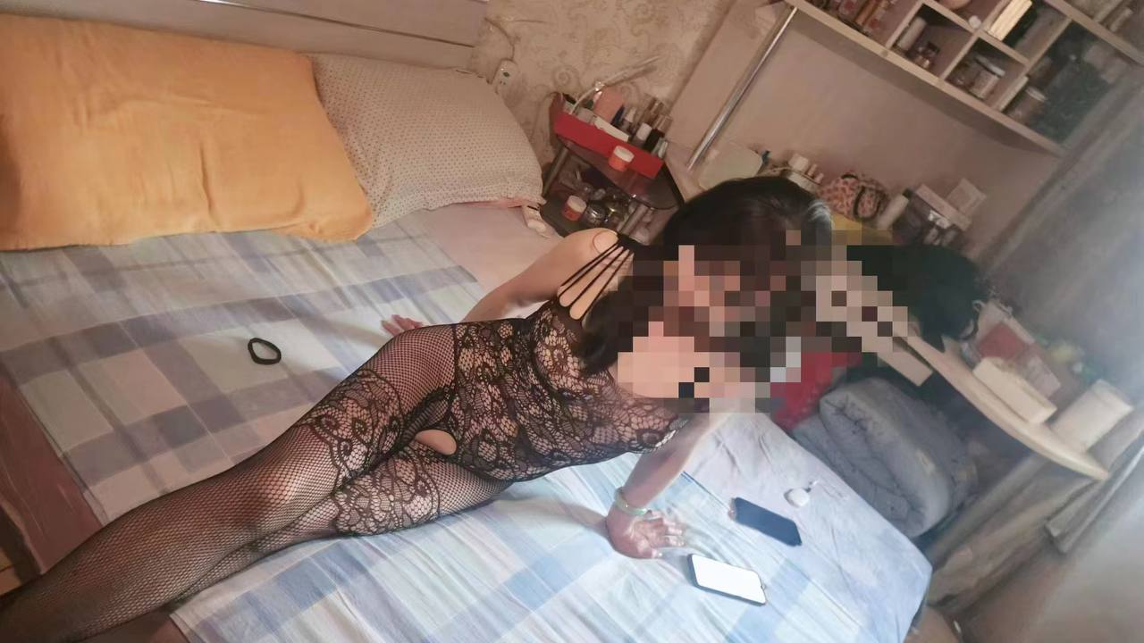 北京朝阳的这个骚熟女，服务直接把人爽到骨 3