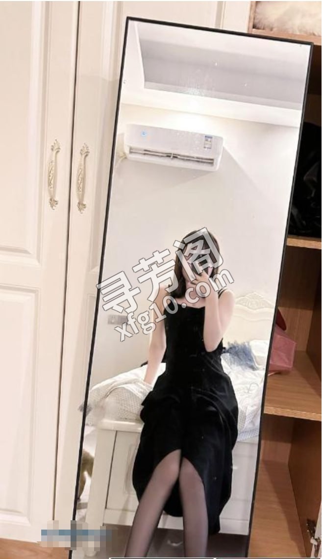 天心颜值＝项目并存老师 位置 几岁 25岁-30岁 颜值＝ 8分 费用明细 600 项目 口爆 胸推 制服 3