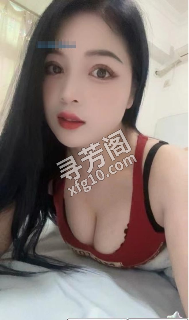 越秀双飞姐妹 位置 几岁 25岁-30岁 颜值＝ 6分 费用明细 400 项目 鸳鸯浴，水中肖，69，口痧 2
