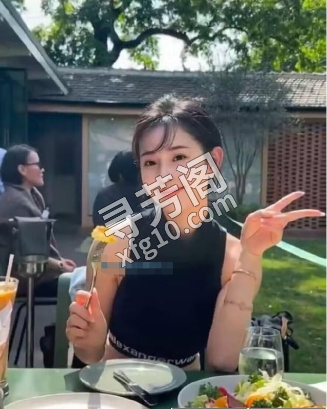 蜀山颜值＝囤囤 位置 几岁 25岁-30岁 颜值＝ 6分 费用明细 500 项目 助浴，窃窃私语，舌尖游走 3