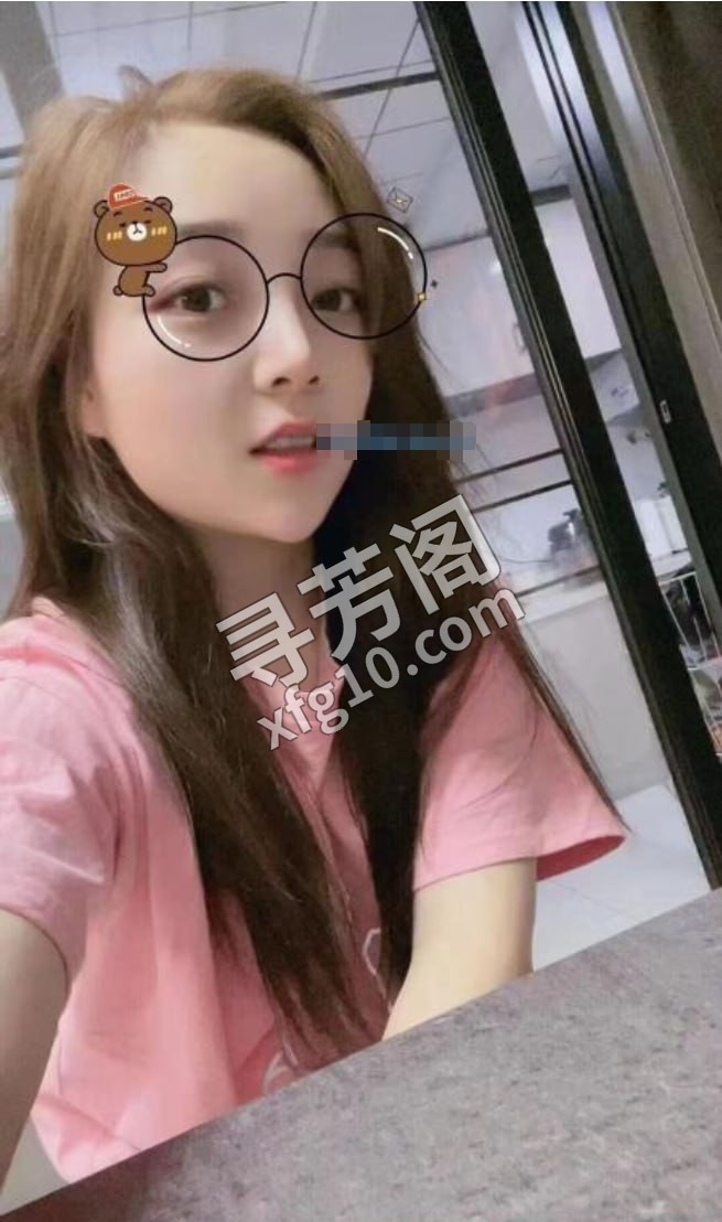 合肥可可 位置 几岁 25岁-30岁 颜值＝ 6分 费用明细 500 项目 69.吹销，洗澡胸推阴推，接吻舌吻 2