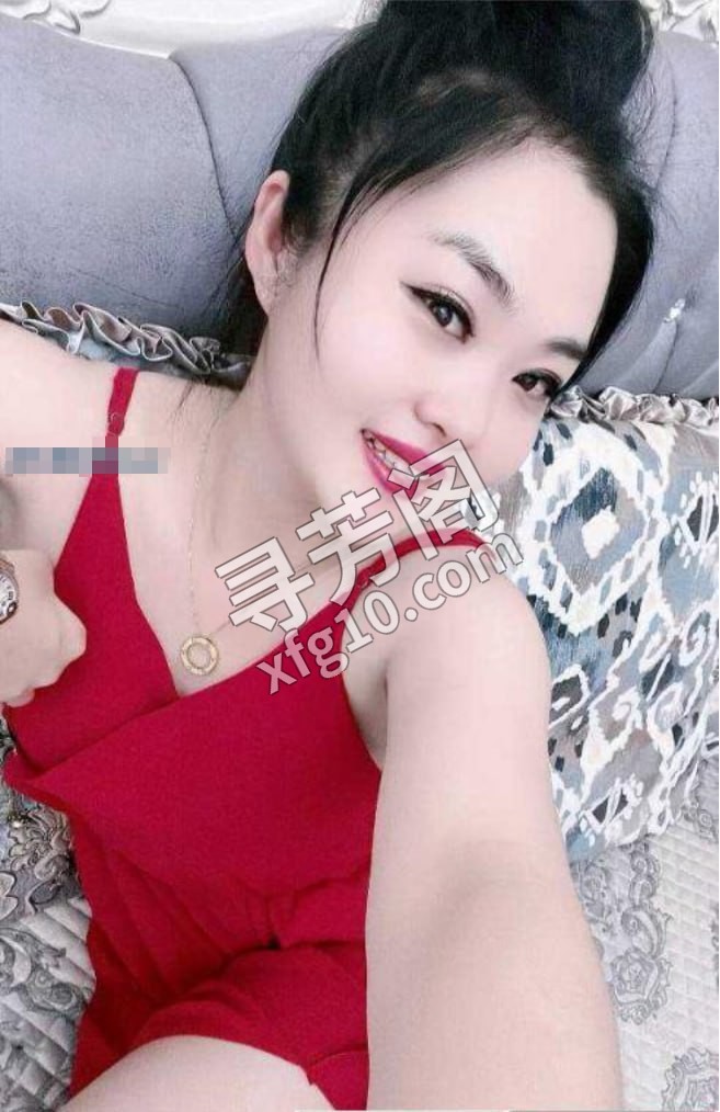 铁西骚货 位置 几岁 25岁-30岁 颜值＝ 6分 费用明细 400 项目 可亲，可摸，洗澡 2