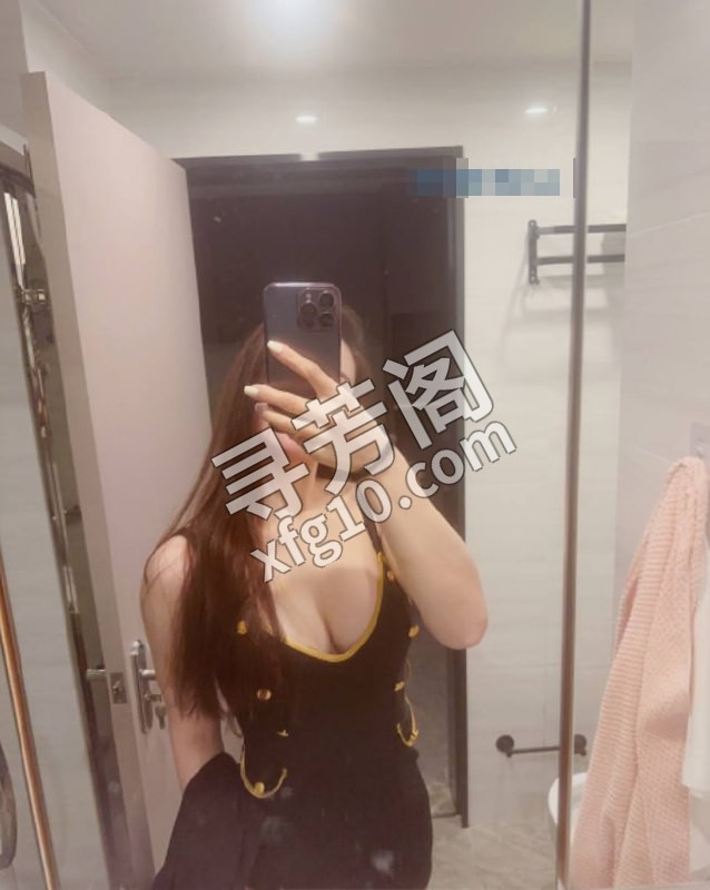 御姐型大奶少妇 地方 年龄 25岁-30岁 颜值： 7分 800 项目 鸳鸯浴、胸推、漫游、吹箫、调情、69 2