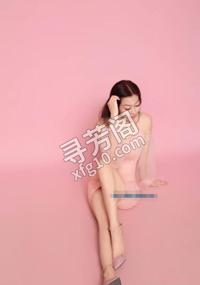 苗条爱笑少妇燕燕 地区 年龄 30岁-40岁 颜值 6分 价格 400 服务 鸳鸯浴，波推，69，毒龙，口爆 2