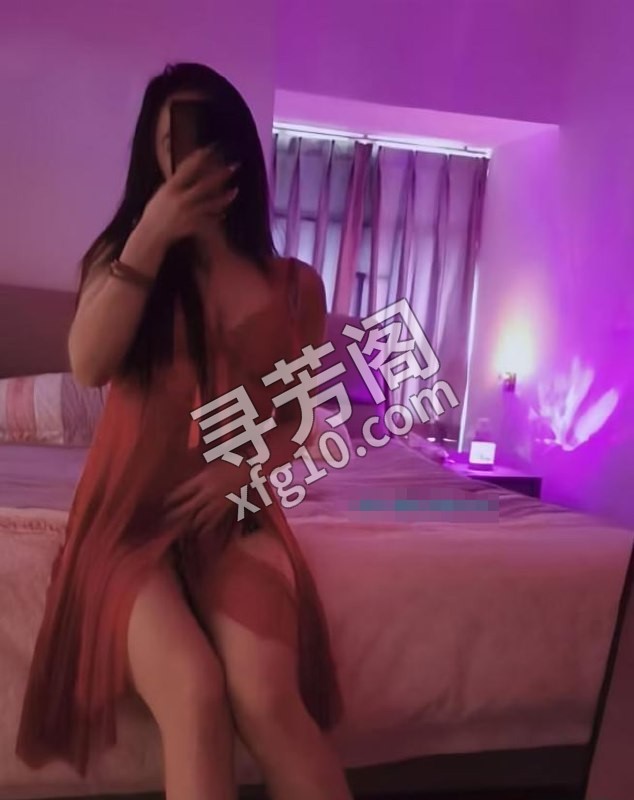 吴中居家四推小骚妇 地方 年龄 30岁-40岁 颜值： 6分 400 项目 鸳鸯浴，按摩，指划，全身漫游 3