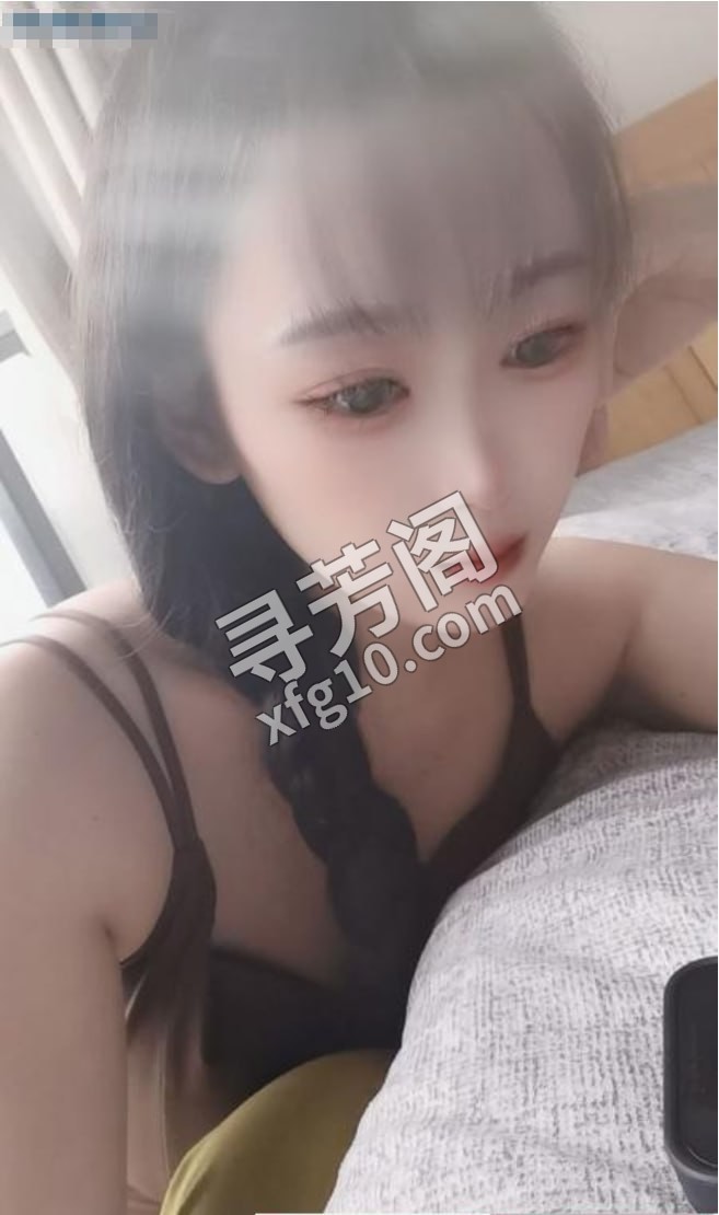 比较年轻的三通 地方 年龄 25岁-30岁 颜值： 6分 600 项目 口，毒龙，啪啪，采耳，调情 3