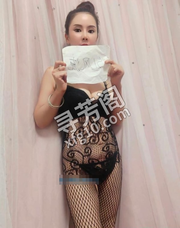 钟家村美熟女 地区 年龄 30岁-40岁 颜值 6分 价格 400 服务 鸳鸯浴 胸推 臀推 毒龙 69 颜射 2