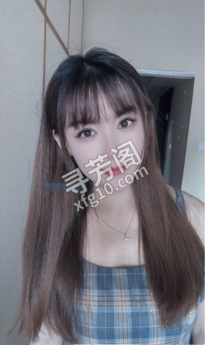 普陀琳琳 地方 普陀区 年龄 25岁-30岁 颜值： 6分 700 项目 舔 指划 胸推 亲亲 B紧 鸳鸯浴 2