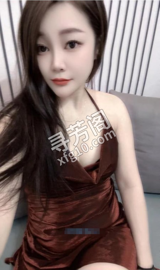 风骚勾人肤白小妖精 地方 年龄 25岁-30岁 颜值： 6分 400 项目 全套项目指滑，调情，做爱，高跟鞋 2