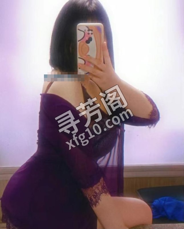 肥臀少妇冰火两重天 地方 年龄 25岁-30岁 颜值： 6分 500 项目 陪浴 指划 臀腿 漫游 冰火两重天 2