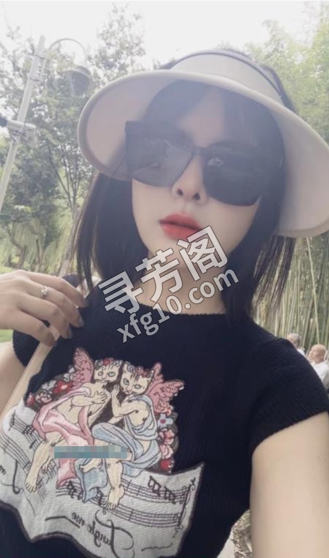 上海姚虹路美女艾琳 地方 闵行区 年龄 25岁-30岁 颜值： 7分 500 项目 做爱 口活 调情 四推 3
