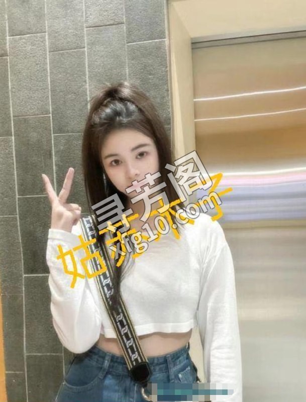 姑苏气质型少女 地方 年龄 25岁-30岁 颜值： 6分 800 项目 简单冲淋 按摩 漫游 毒龙 互动 口活 4