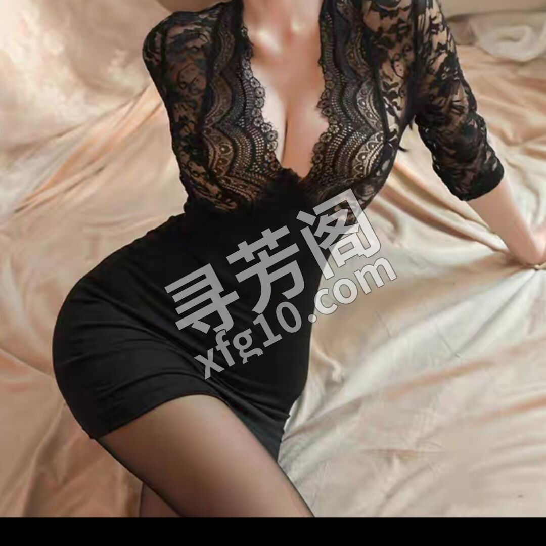 秦淮区豪乳MM 地方 年龄 30岁-40岁 颜值： 6分 400 项目 波推，指滑，口，漫游等 2