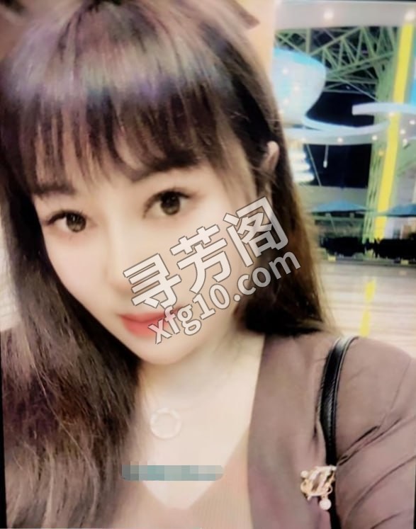 天心区大胸少妇子 地方 长沙市 年龄 30岁-40岁 颜值： 6分 400 项目 漫游，陪浴，波推ab面，吹做等 2