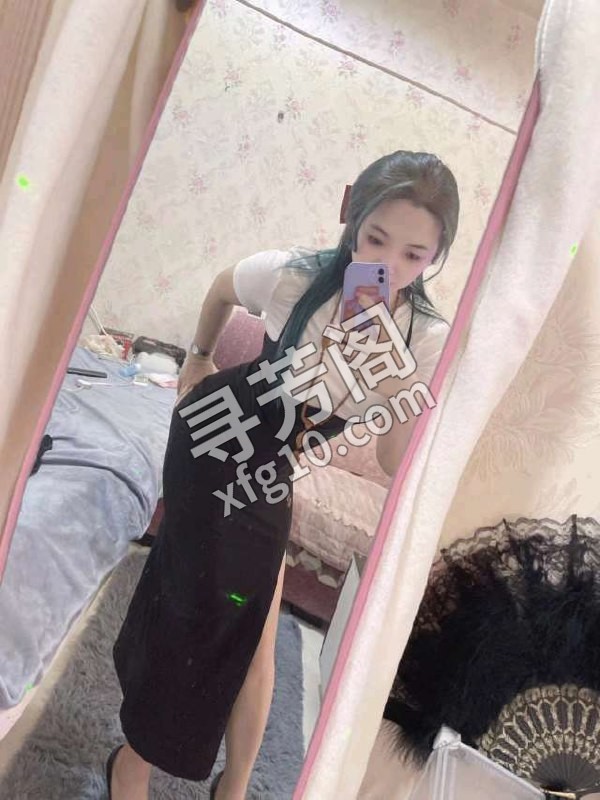 绿园区暖阳小少妇 地方 年龄 25岁-30岁 颜值： 6分 400 项目 会馆手法，可加角色扮演，喷水等 5
