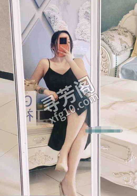 妙龄微胖小妹 地方 年龄 25岁-30岁 颜值： 6分 500 项目 淋雨，69 口活 啪啪 3