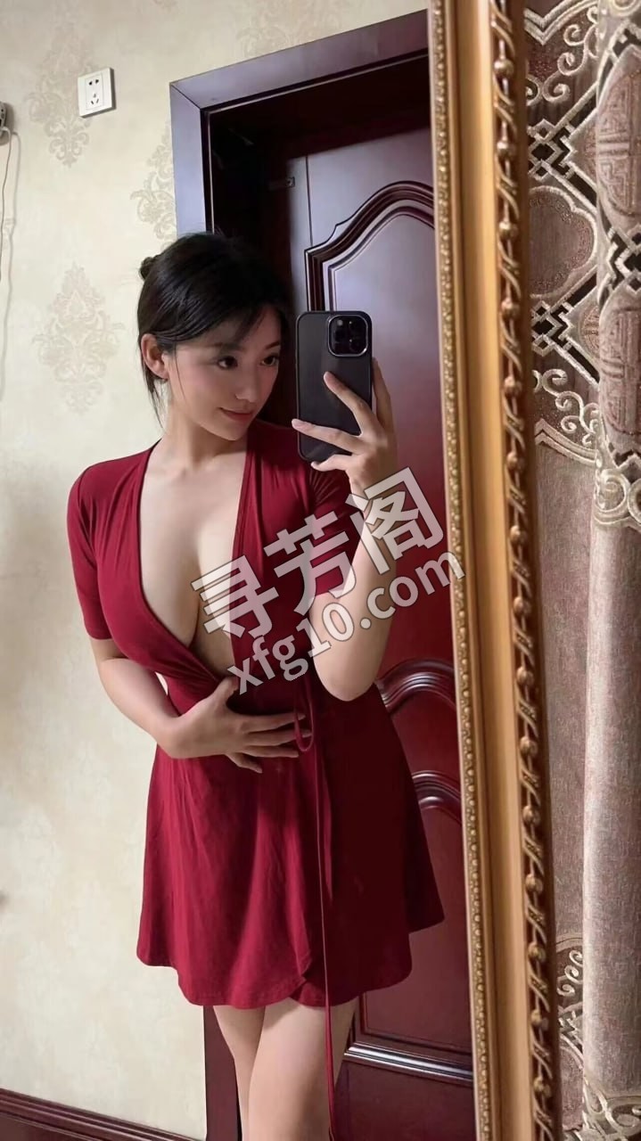 项目系大胸骚货御姐 信息分类：楼凤兼职 地方：江苏省- 信息来源：朋友推荐 年龄：25 颜值：身材：年轻奶大 3