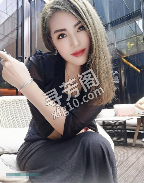 前凸后翘风骚妹子 地方 朝阳区 年龄 25岁-30岁 颜值： 6分 800 项目 全套都有 3
