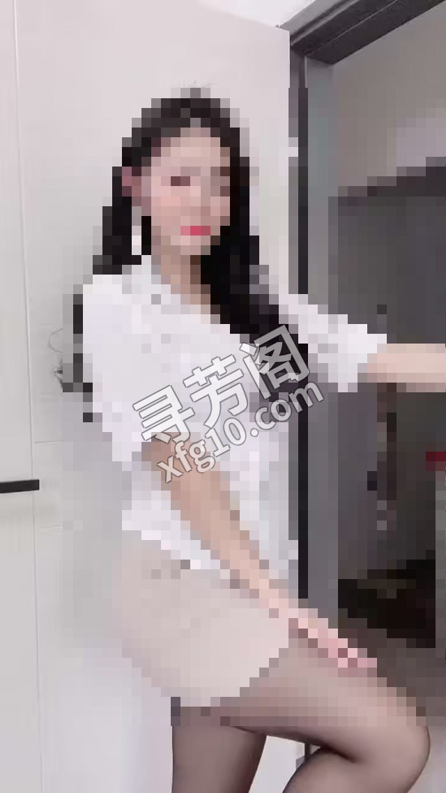 身材很好的妹妹 地方 香洲区 年龄 23-25 颜值： 7 600P 1800夜 项目 陪浴、制服，胸推 2