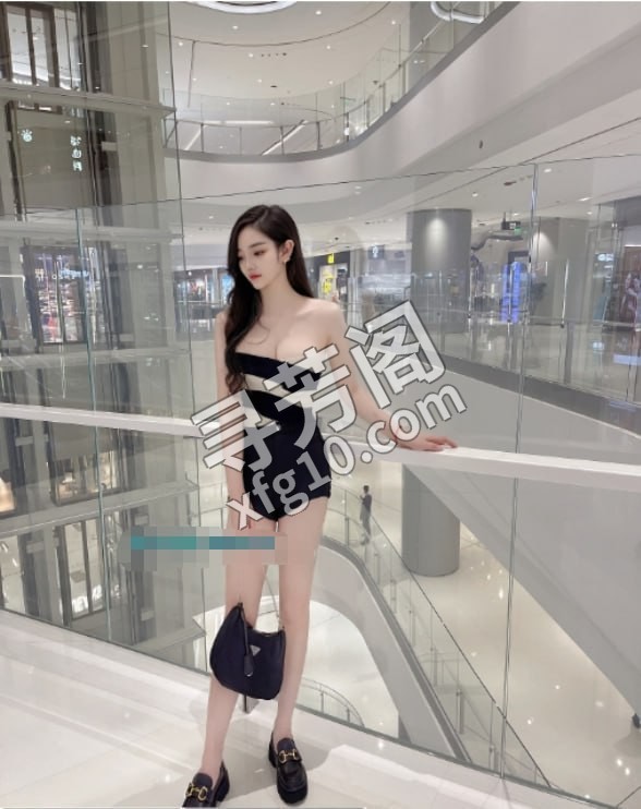 长腿性感伊梦 地方 辖区 年龄 25岁-30岁 颜值： 6分 800 项目 鸳鸯浴，深喉，口，制服，丝袜，胸推 3