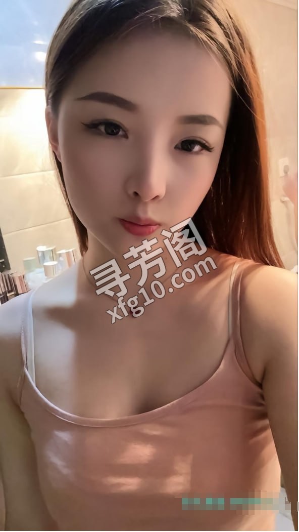 风骚妹子项目好 地方 潍城区 年龄 24 颜值： 6 600P 项目 胸推，臀推、毒龙，深喉，口爆、爱爱 2