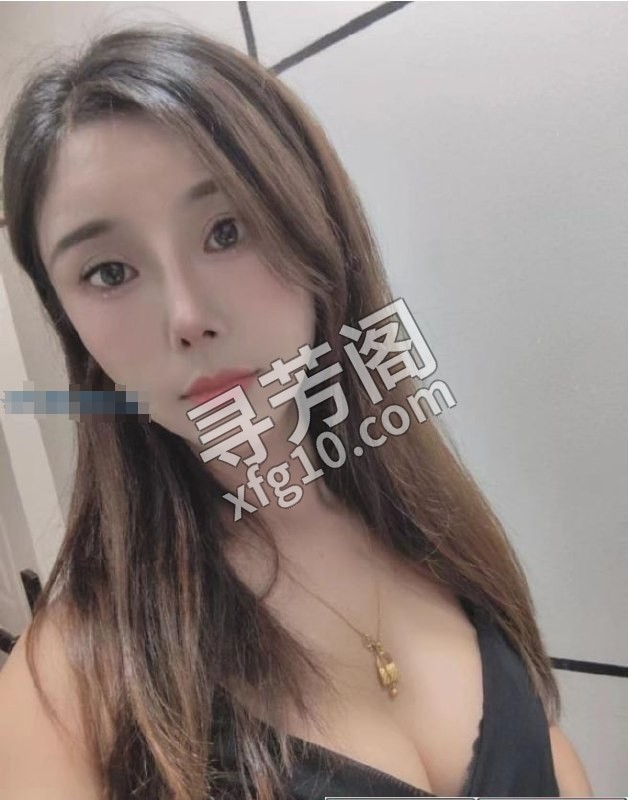 昆山小巧玲珑熟女 地方 年龄 25岁-30岁 颜值： 6分 500 项目 鸳鸯浴，无套口，胸推，深喉，69 哎哎 2