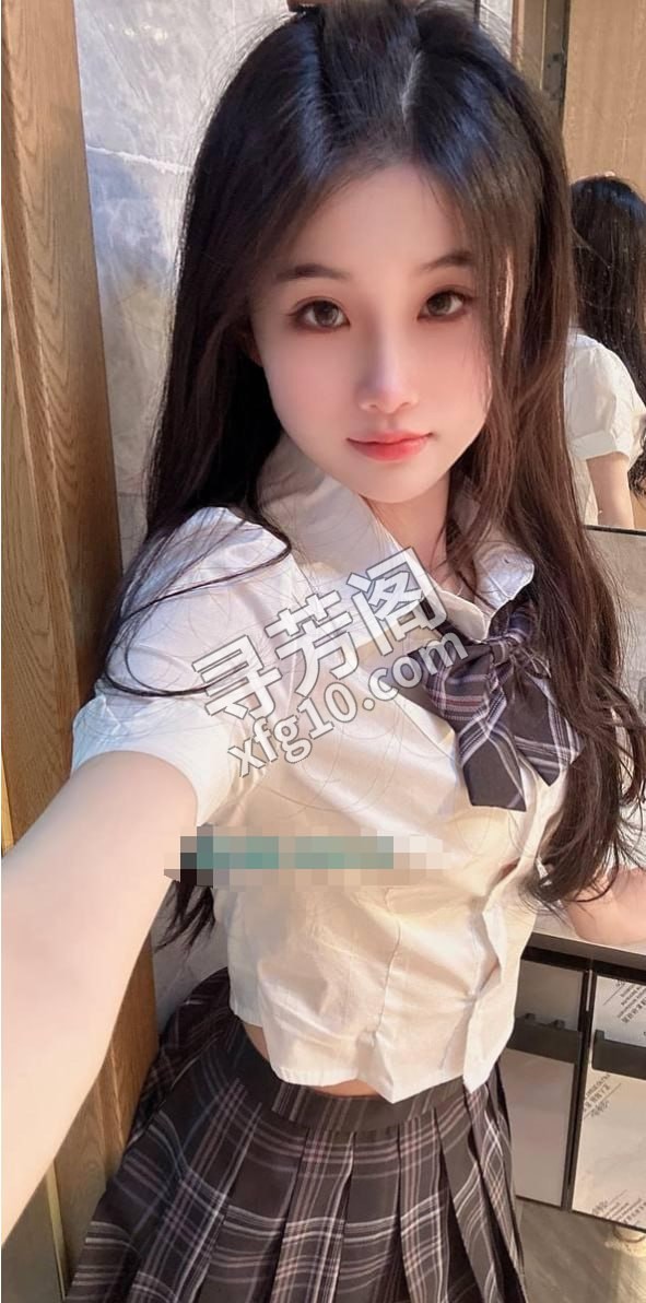 个人兼职白虎小萝莉 地方 青岛市李沧区附近 年龄 21 颜值： 8 800全套 项目 胸推臀推，毒龙口爆 2