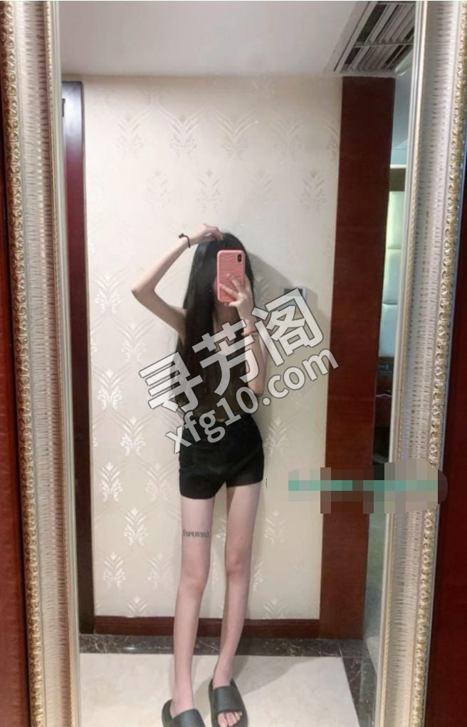 极品小嫩妹 地方 武侯区 年龄 18 颜值： 8 700p 项目 胸推臀推，毒龙口爆，69互舔，高潮喷水 2