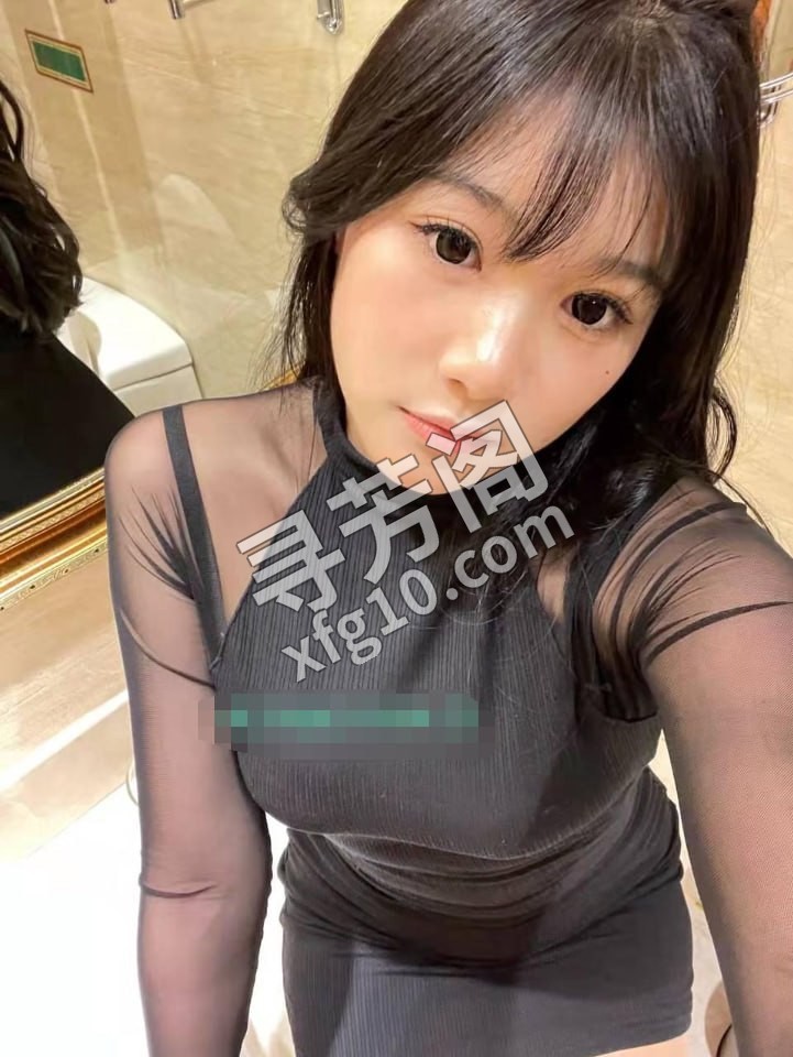 大奶浪妹可肛可后入 地方 沙河口区 年龄 22 颜值： 9 1000全套 项目 啪啪，陪浴，口爆，按摩，臀腿 2