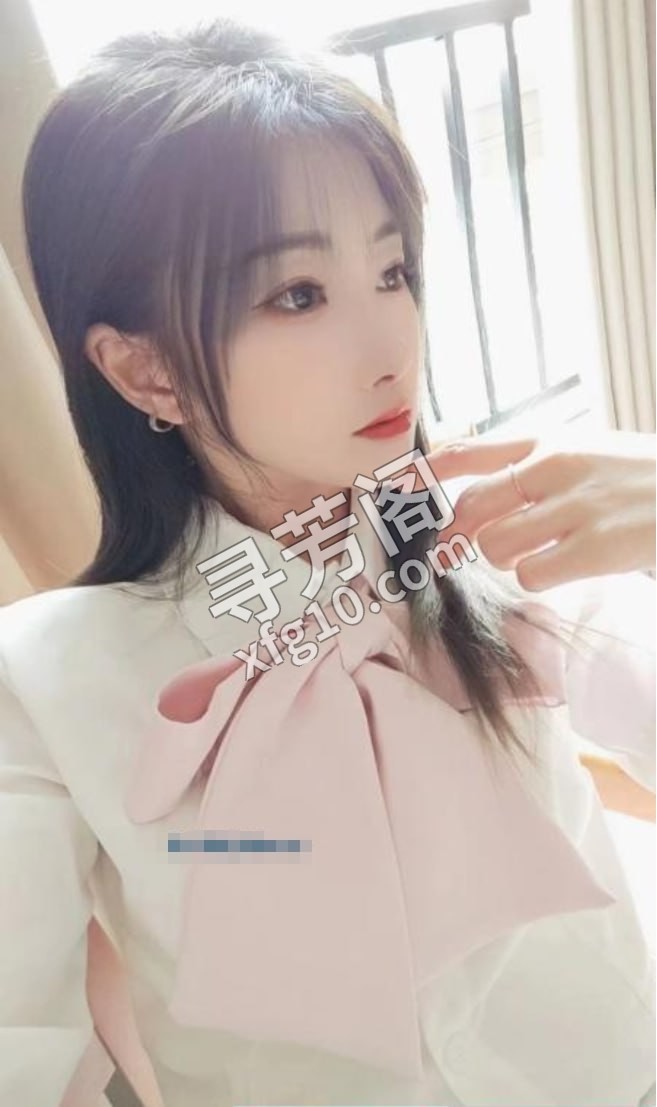 沙坪坝制服丰满御姐 地方 沙坪坝区 年龄 25岁-30岁 颜值： 6分 500 项目 吹箫 乳推 爱爱 制服 3