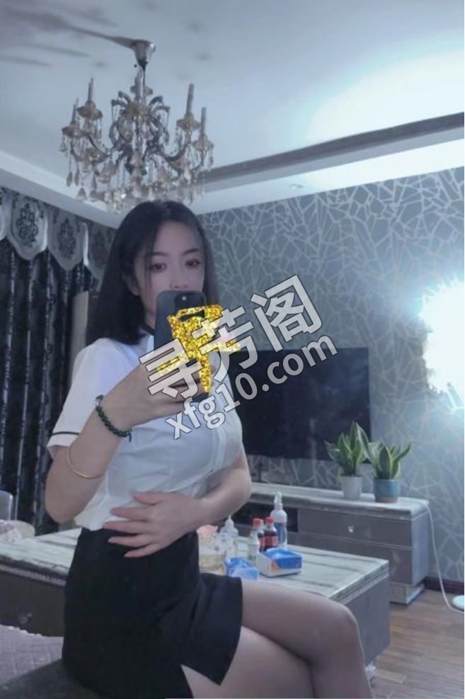 巨乳女神 地方 江北区 年龄 25岁-30岁 颜值： 6分 500 项目 鸳鸯浴，水中消，凶推，按摩，调情 3