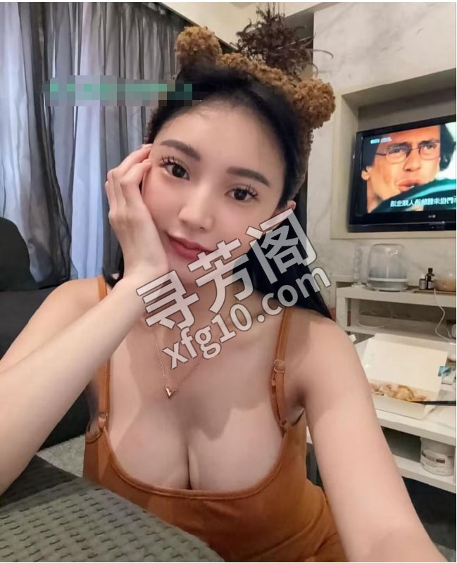 大奶御姐妮妮 地方 年龄 25岁-30岁 颜值： 90分 1000 项目 口吹 波推 漫游 丝足 爱爱 2