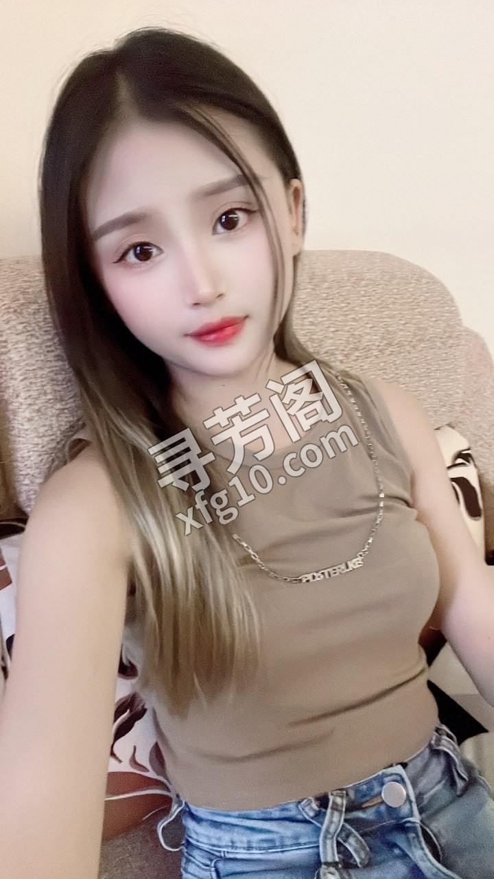 江岸塔子湖00后宝儿 地方 年龄 00后 颜值： 6分 600 项目 鸳鸯浴，69，爱爱，胸推，情趣诱惑，臀推 4