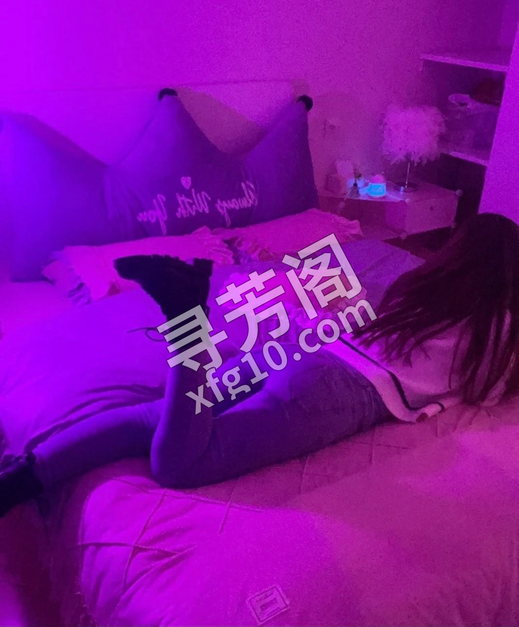 汉阳区晴天小妹 地方 年龄 25岁-30岁 颜值： 6分 400 项目 指滑，臀推，69，口爆， 共浴 2