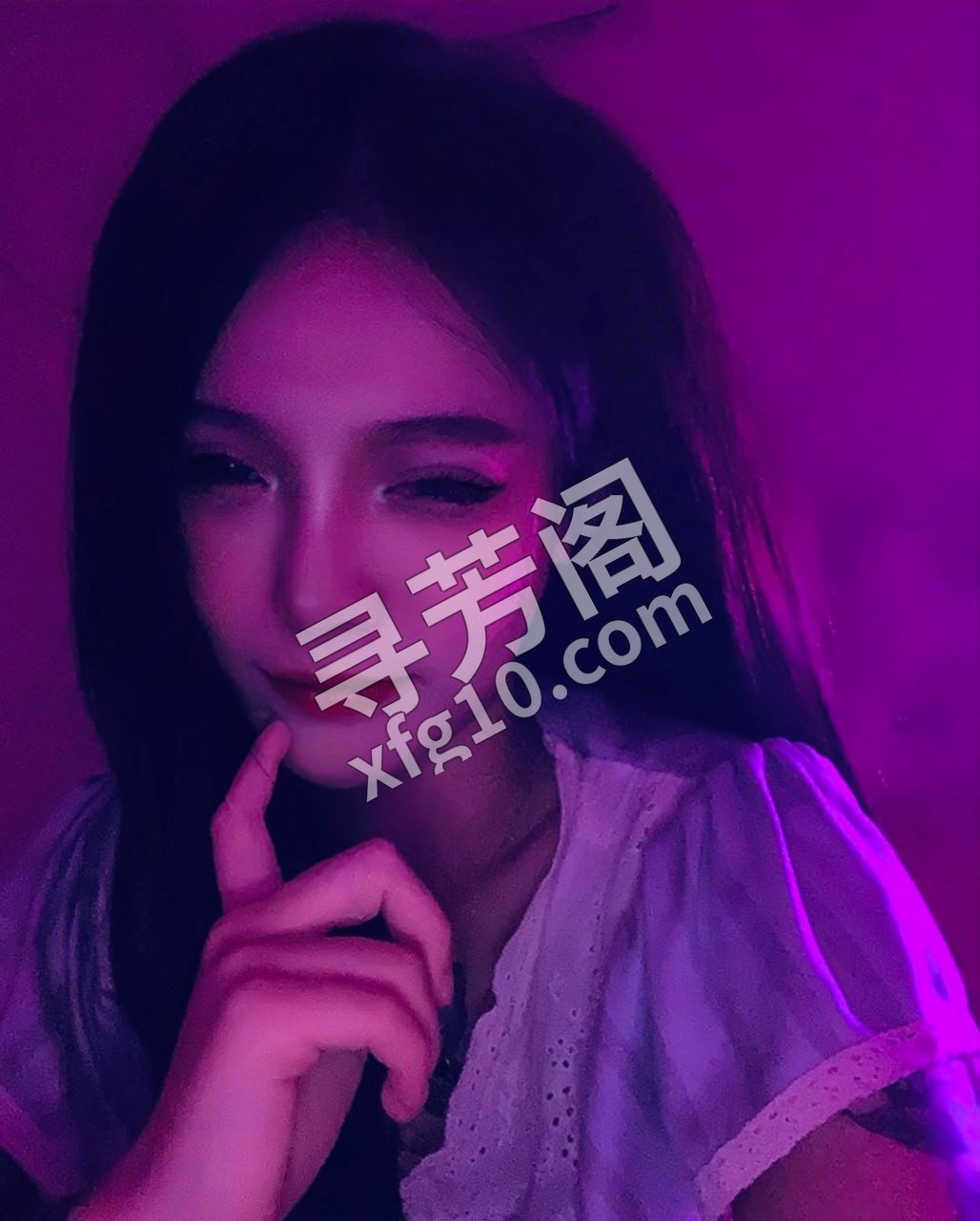 汉阳区晴天小妹 地方 年龄 25岁-30岁 颜值： 6分 400 项目 指滑，臀推，69，口爆， 共浴 3