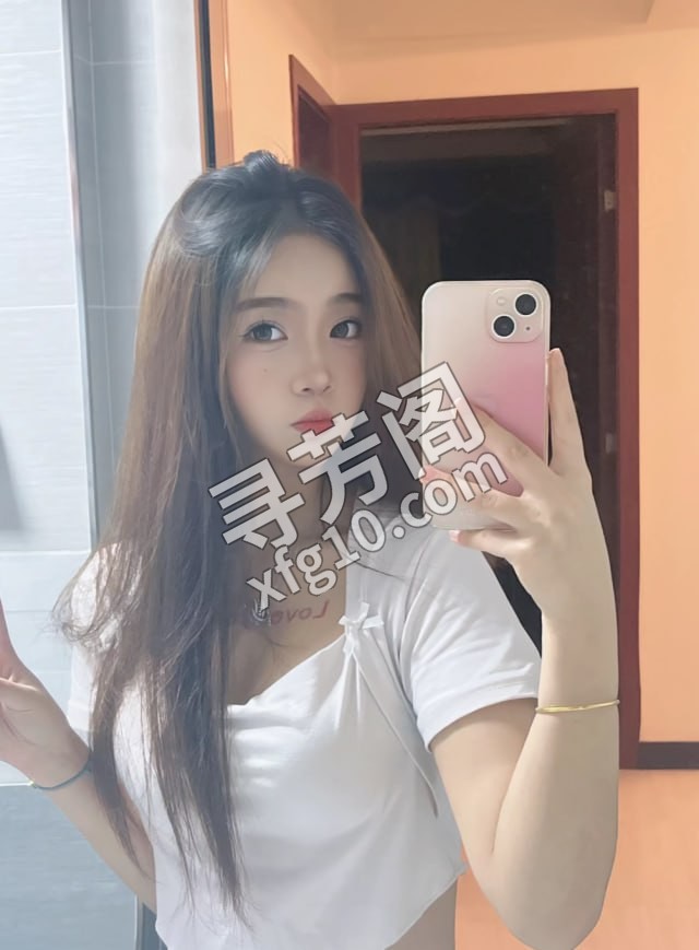 超会玩得00后嫩妹 地方 贵州观山湖 年龄 20 颜值： 7 700全套 项目 胸推，臀推、毒龙，深喉 3