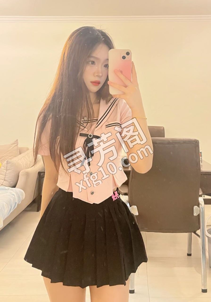 超会玩得00后嫩妹 地方 贵州观山湖 年龄 20 颜值： 7 700全套 项目 胸推，臀推、毒龙，深喉 5