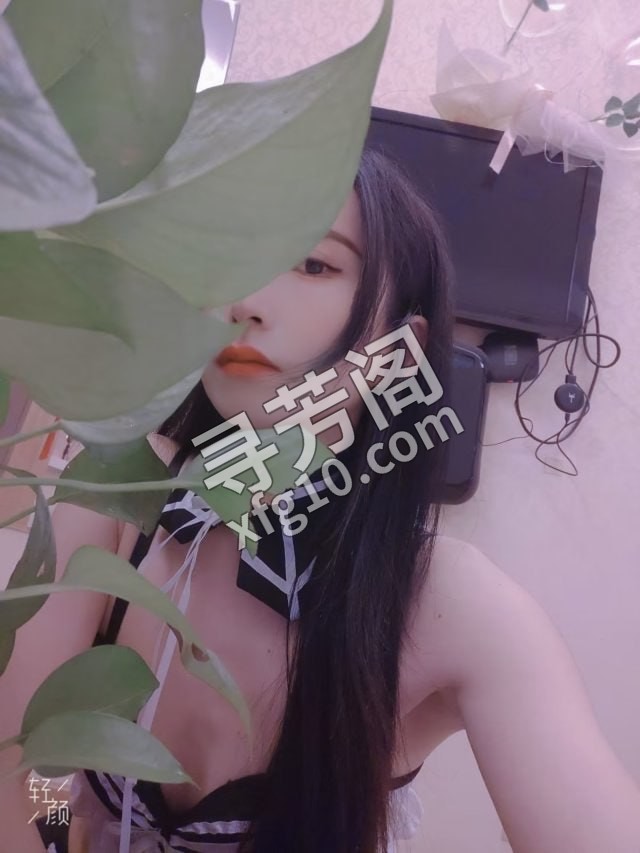御姐脸萝莉身材 地方 年龄 25岁-30岁 颜值： 6分 700 项目 ab面 深喉 毒龙 吸皮 口爆 啪啪 6