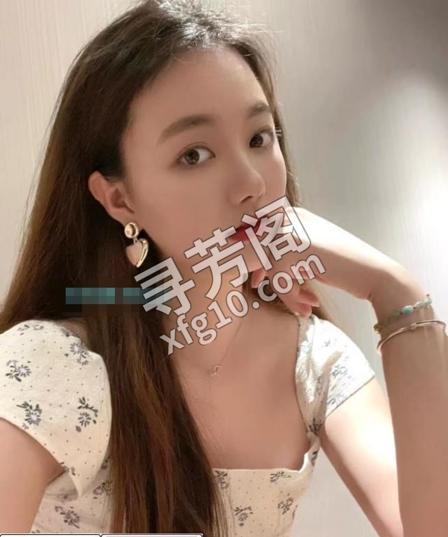 带点小清新的美女 地方 年龄 25岁-30岁 颜值： 6分 500 项目 鸳鸯浴，漫游，口，啪啪 2