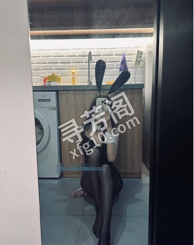 杭州精致小布丁 地方 年龄 25岁-30岁 颜值： 7分 1488 项目 鸳鸯浴 调情 舌吻 制服诱惑 2
