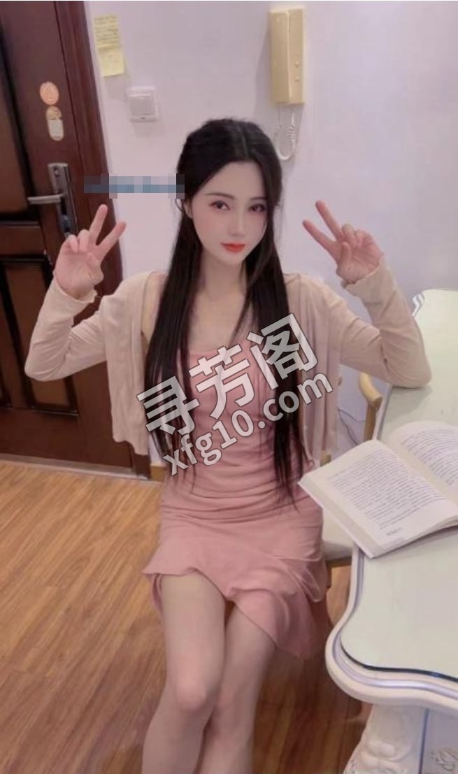 滨江御姐思琪 地方 年龄 25岁-30岁 颜值： 6分 800 项目 接吻，舌吻，调情，漫游，69，啪啪，吹箫 3