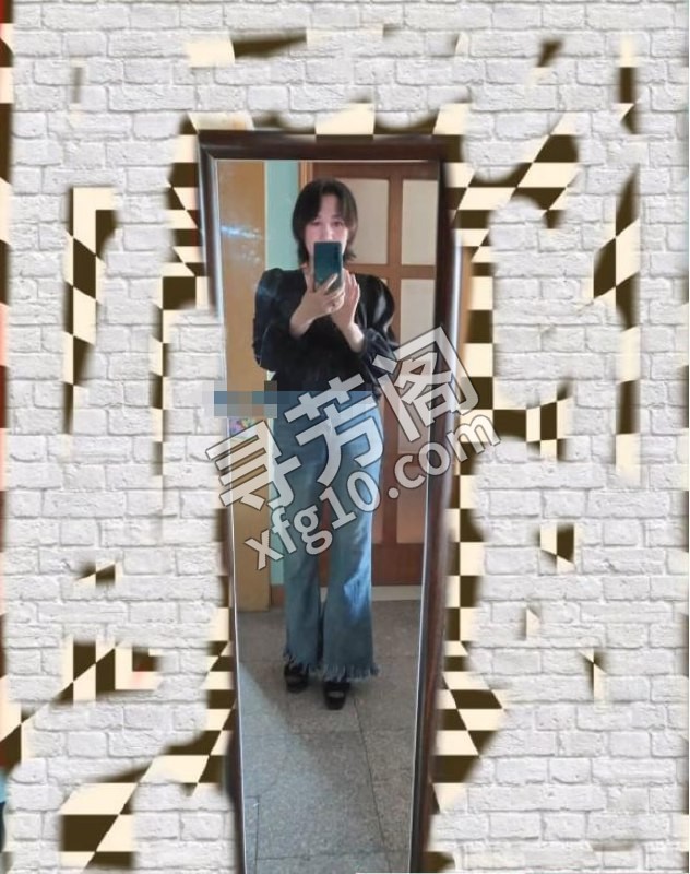 莉姐在青岛 地方 年龄 30岁-40岁 颜值： 6分 300 项目 kb，69，xt，按摩，倒立口交，可肛，毒龙 3