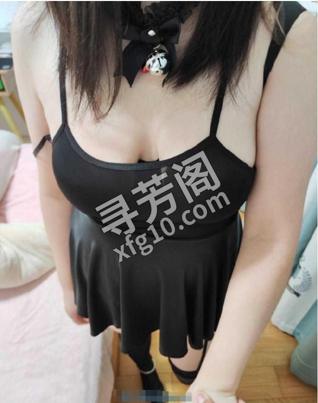 二刷黄岛毒龙少妇 地方 年龄 30岁-40岁 颜值： 6分 500 项目 鸳鸯浴，调情，AB面漫游，口交，胸推 2