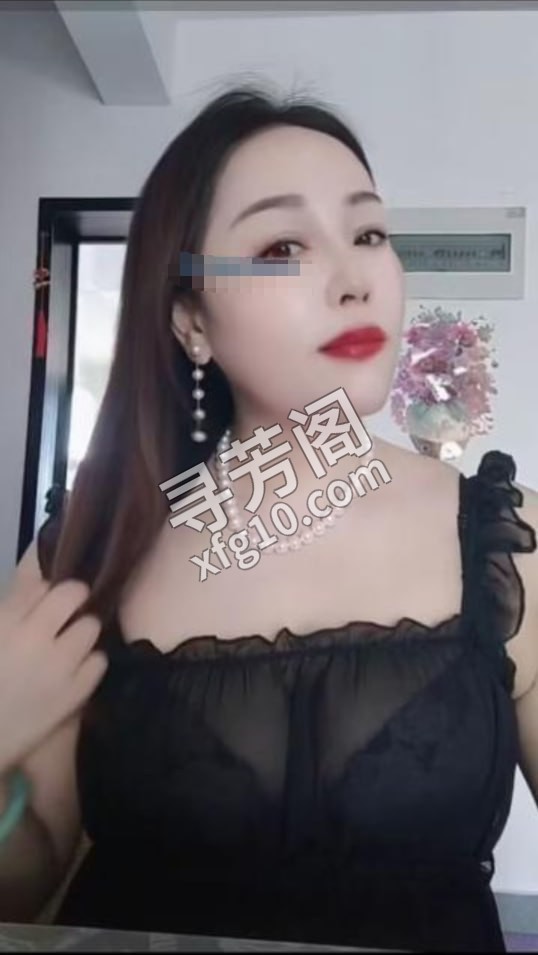 瑶海三通骚少妇 地方 年龄 30岁-40岁 颜值： 6分 400 项目 丝袜，制服，走水，漫游，指画，双龙吐珠 2
