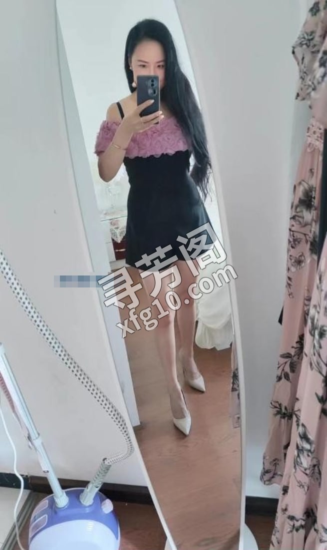 风骚小少妇 地方 年龄 30岁-40岁 颜值： 6分 500 项目 69 胸推 按摩 指滑 3