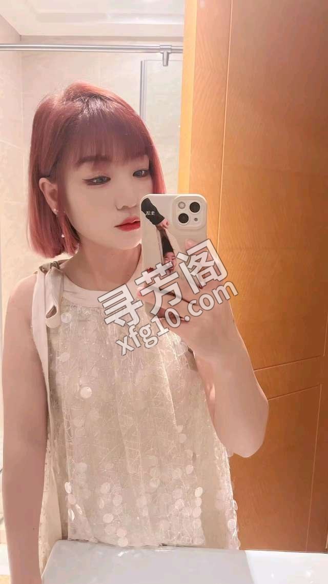 汉口商务区小可爱 地方 年龄 25岁-30岁 颜值： 6分 500 项目 口爆 舔蛋 回笼萧 鸳鸯浴 六九 4